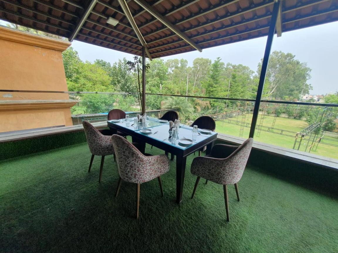 Akash Hotel Managed By Jk Hotels & Resorts Kathua المظهر الخارجي الصورة