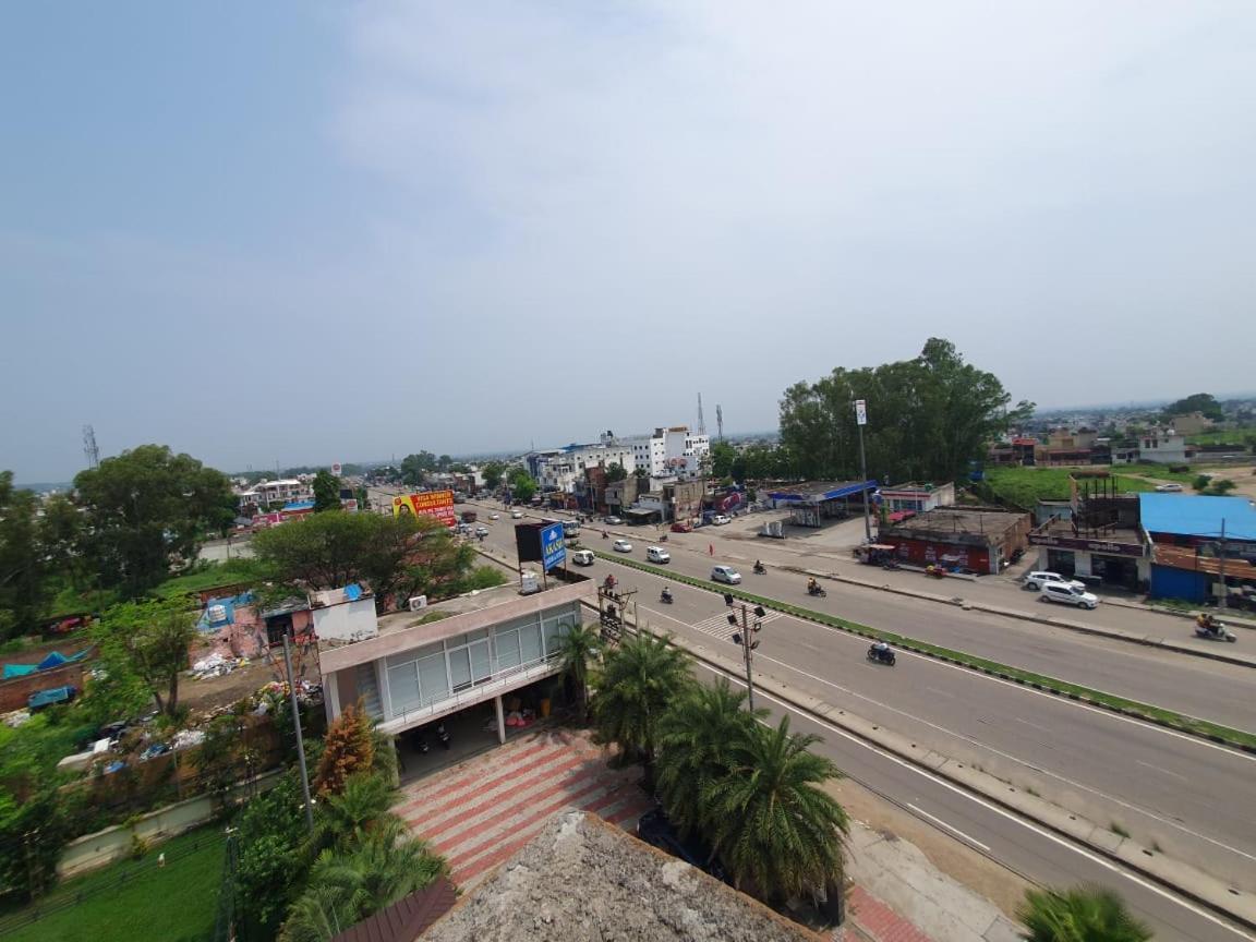 Akash Hotel Managed By Jk Hotels & Resorts Kathua المظهر الخارجي الصورة