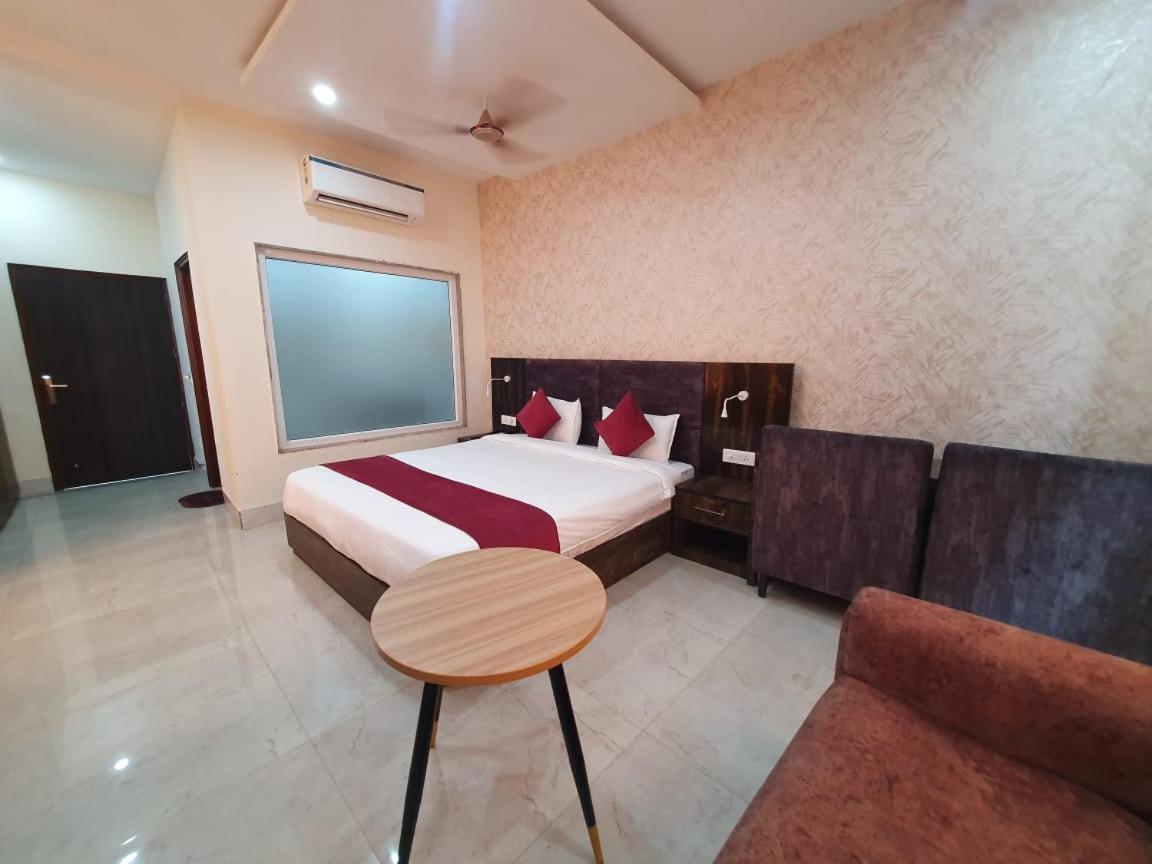 Akash Hotel Managed By Jk Hotels & Resorts Kathua المظهر الخارجي الصورة